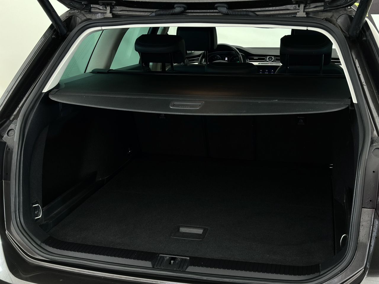 Volkswagen Passat | 11