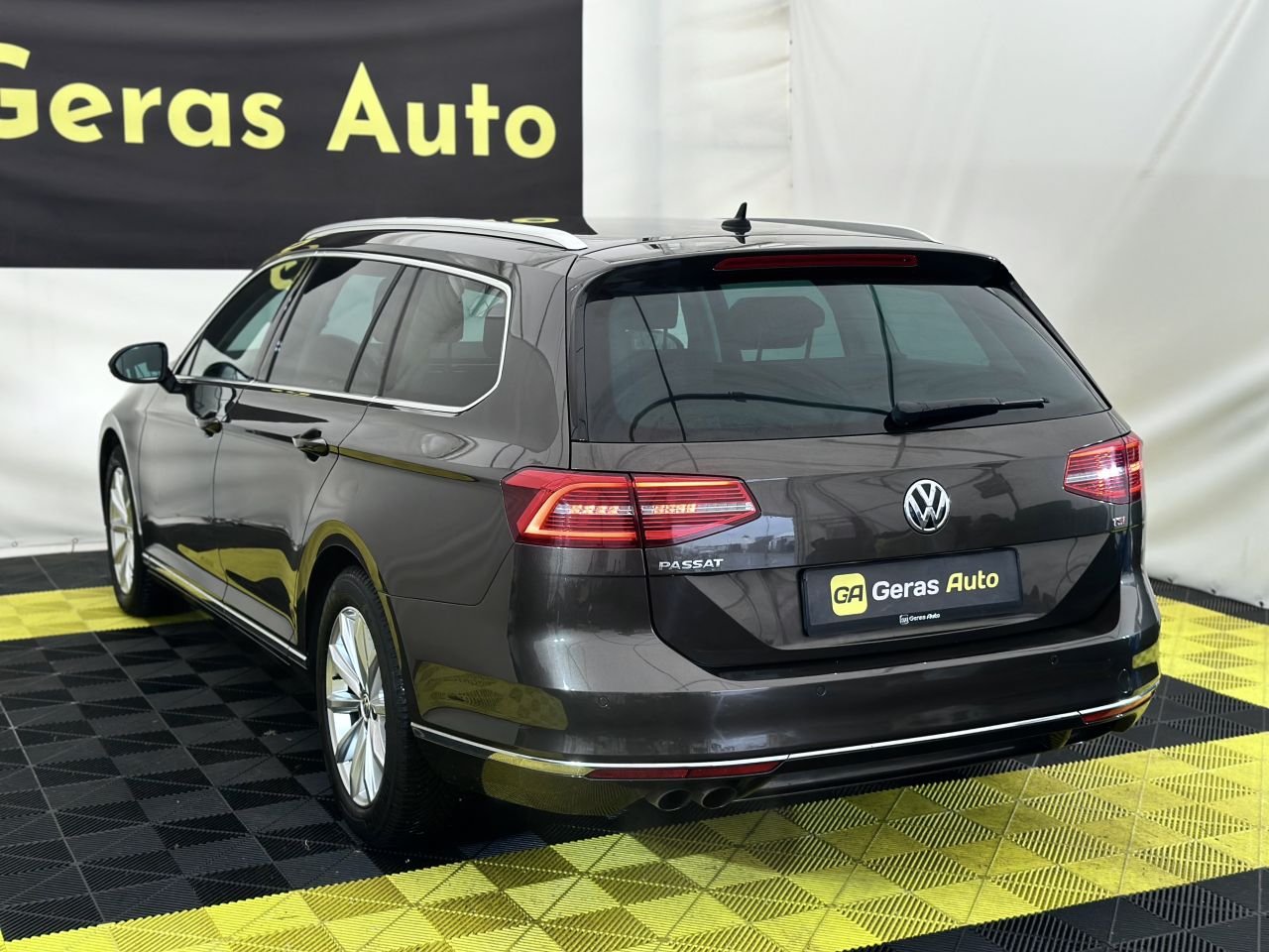 Volkswagen Passat | 5