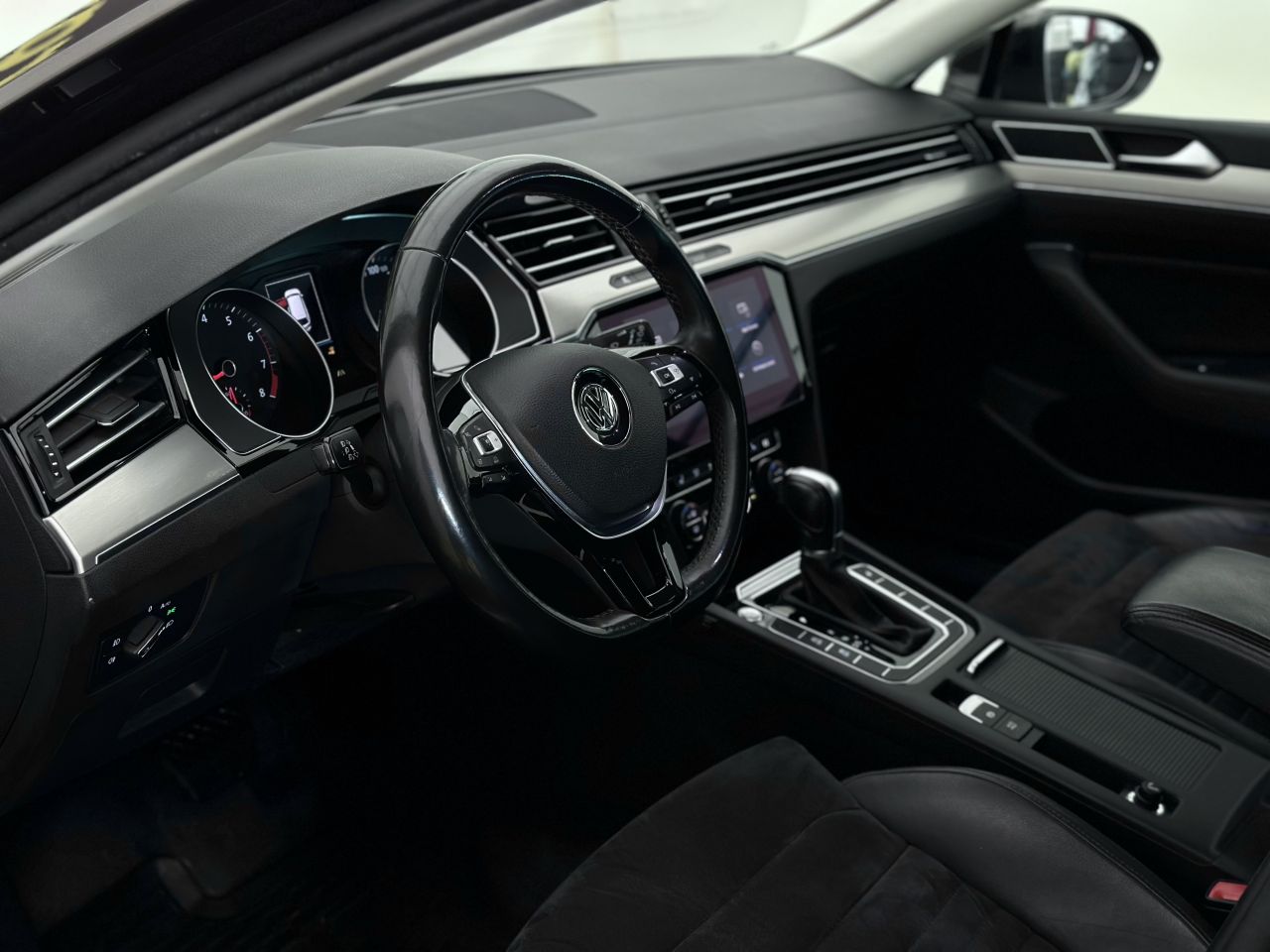 Volkswagen Passat | 8