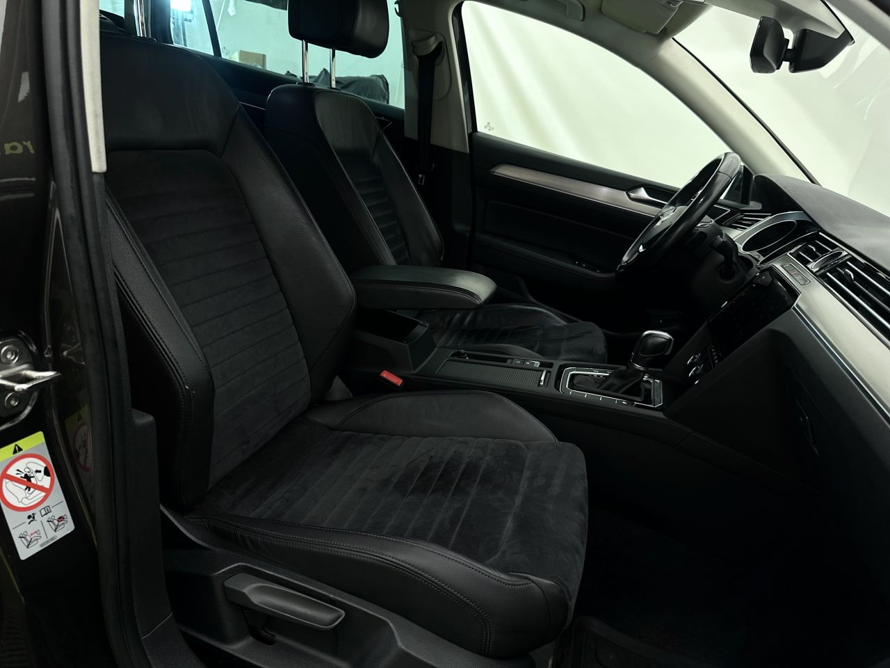 Volkswagen Passat | 13
