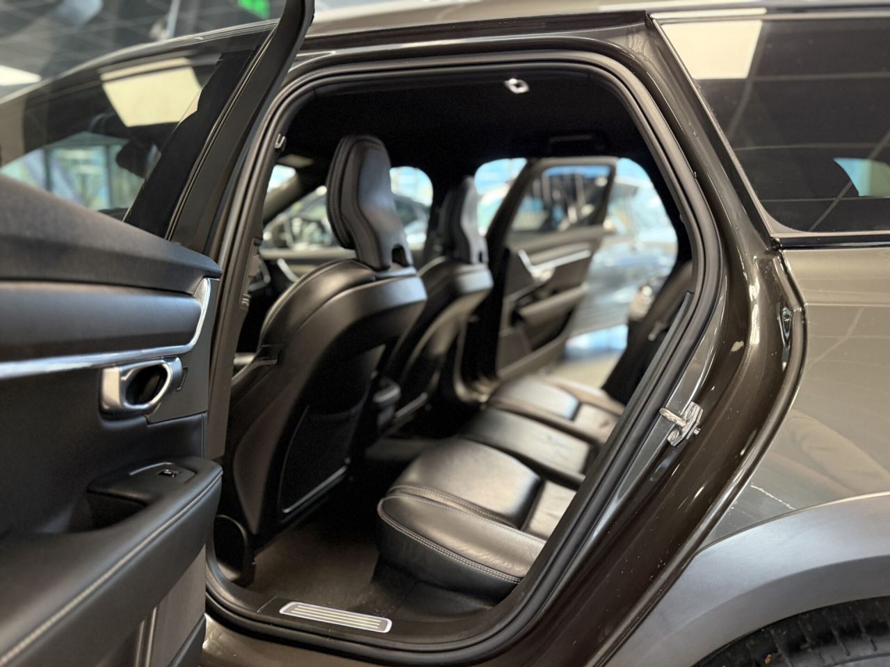 Volvo V90 | 7