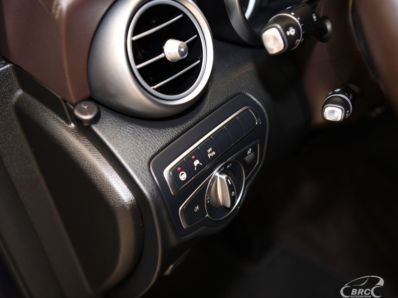 Mercedes-Benz GLC Coupe 350 | 27