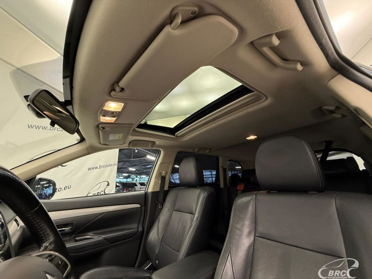 Mitsubishi Outlander | 10