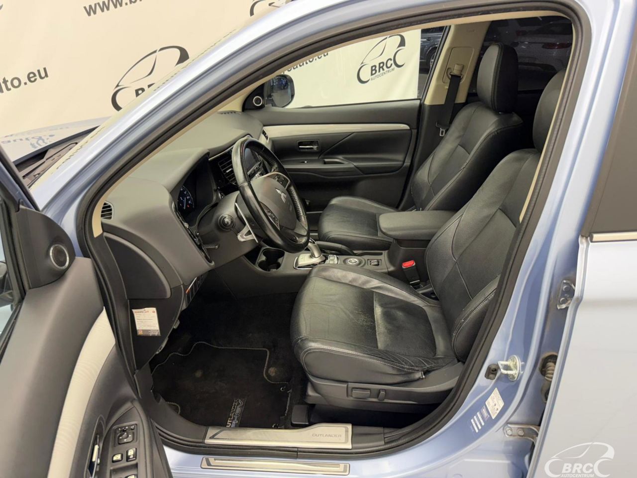 Mitsubishi Outlander | 8