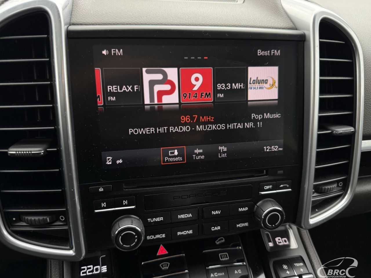 Porsche Cayenne | 26