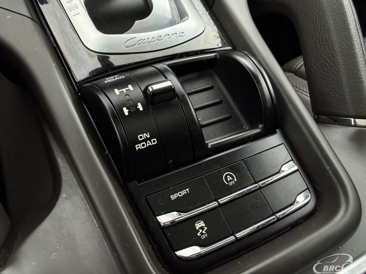 Porsche Cayenne | 25