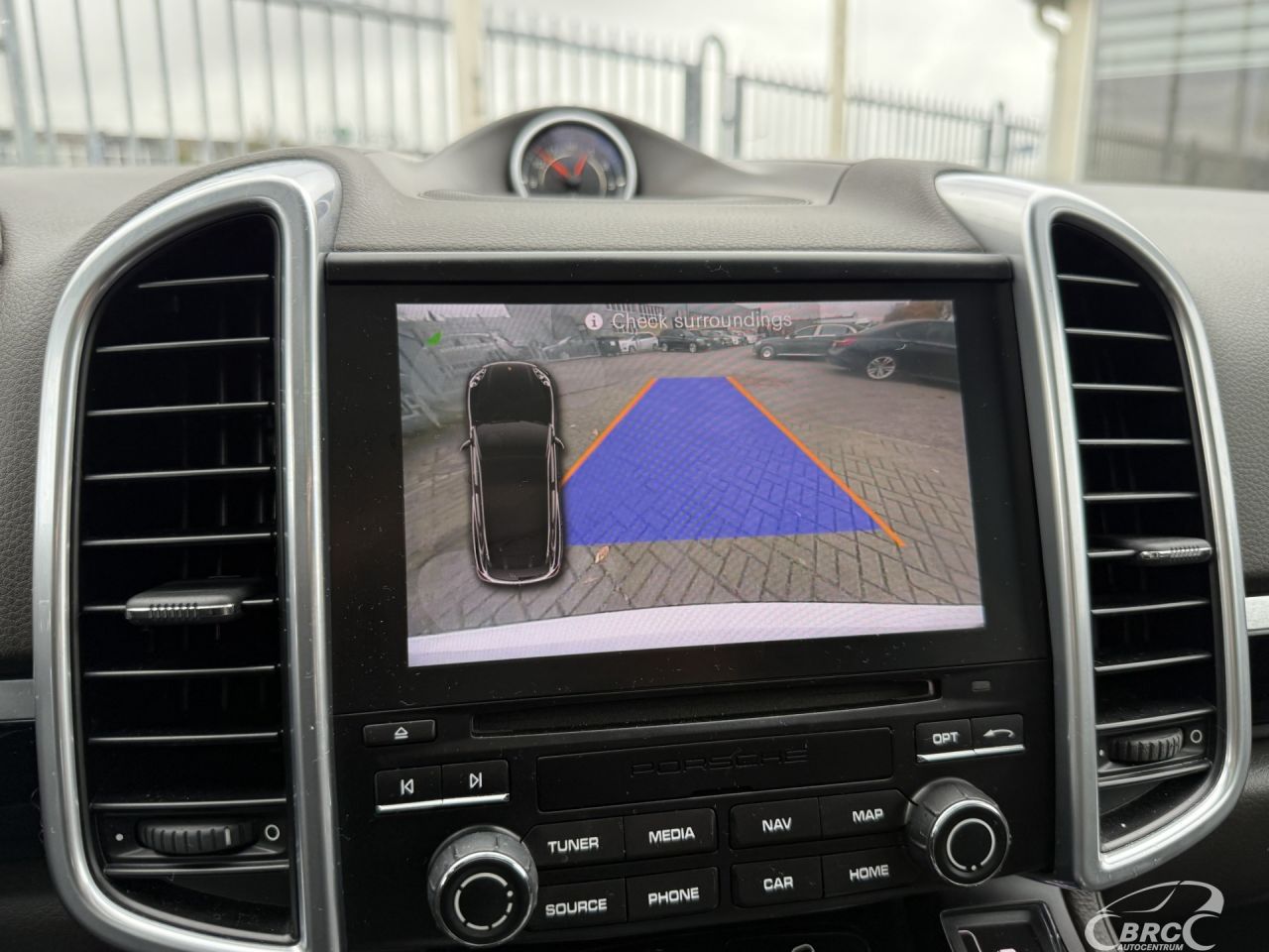 Porsche Cayenne | 29