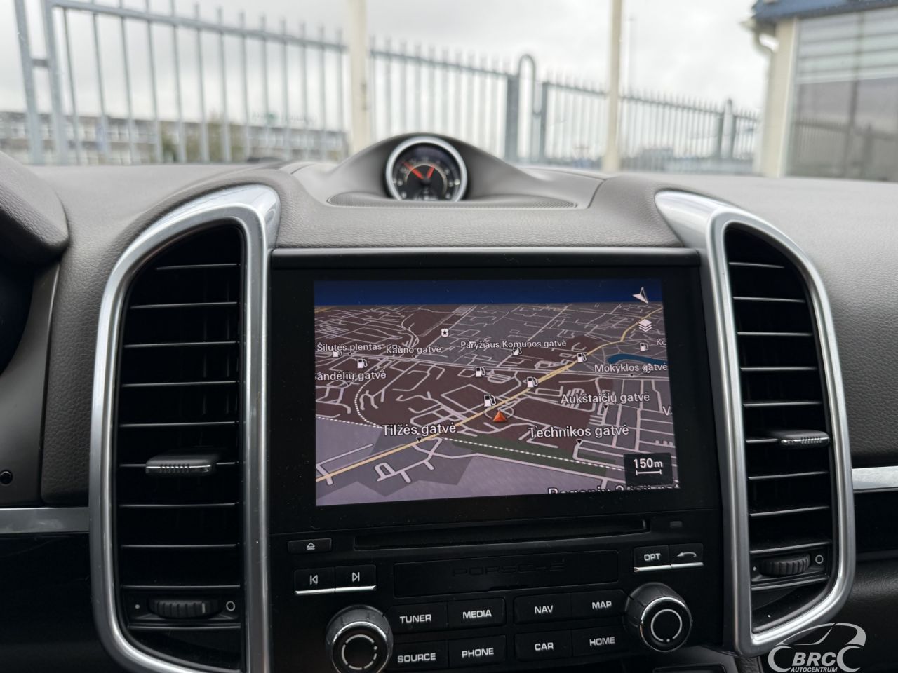 Porsche Cayenne | 28