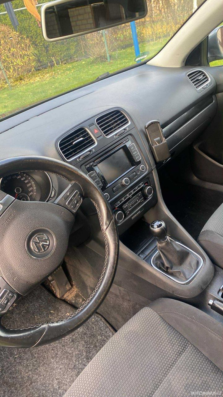 Volkswagen Golf | 6