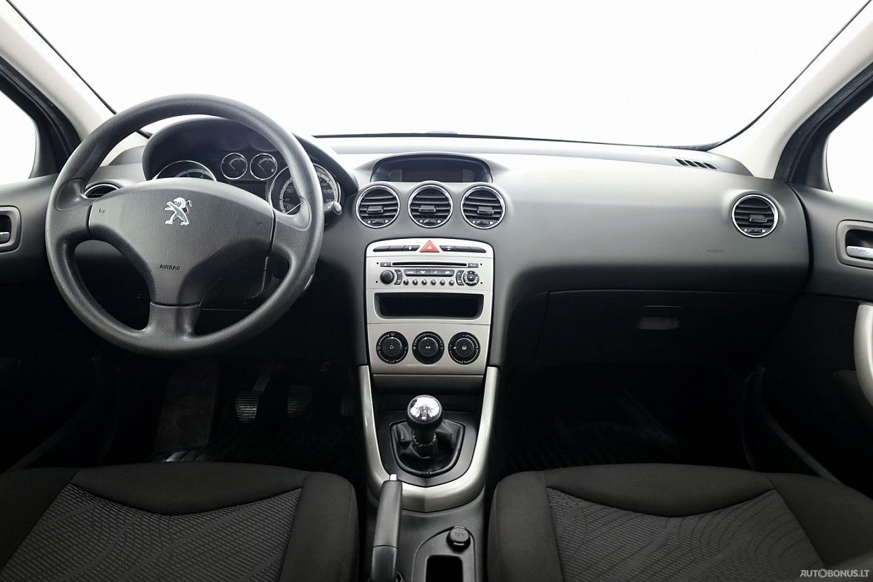 Peugeot 308 | 4