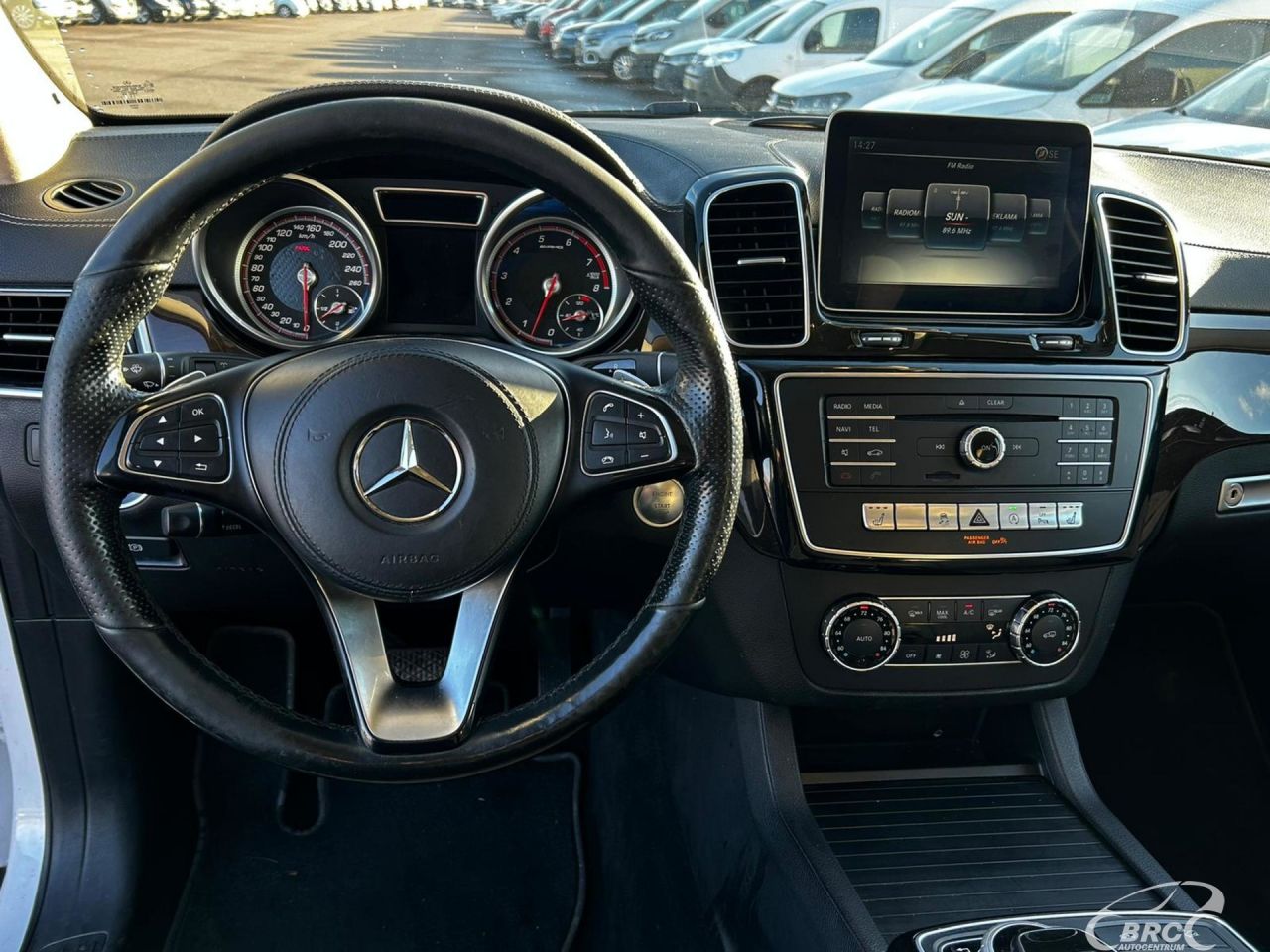 Mercedes-Benz GLS450 | 15