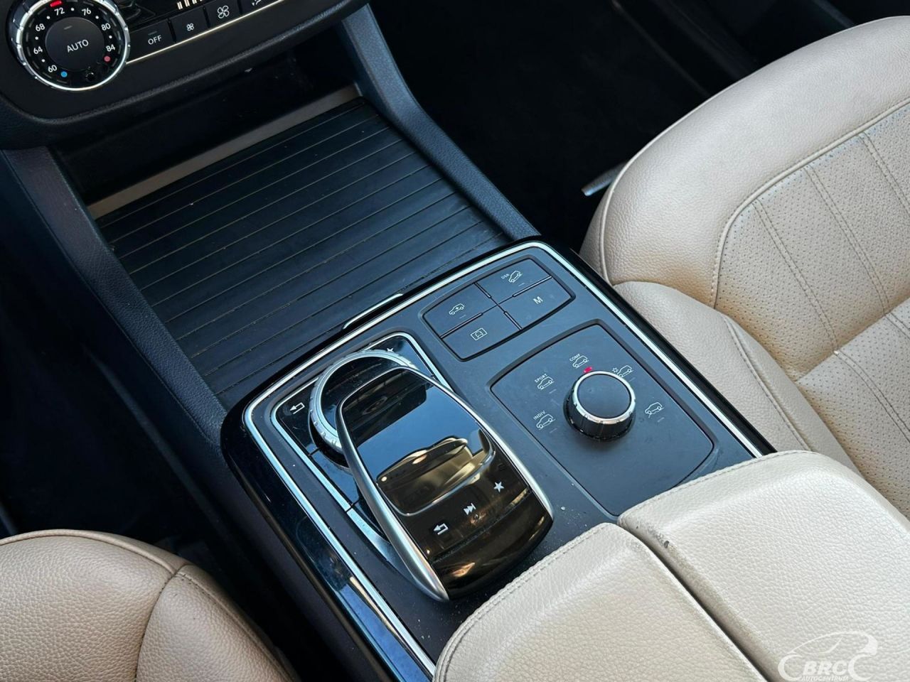 Mercedes-Benz GLS450 | 26