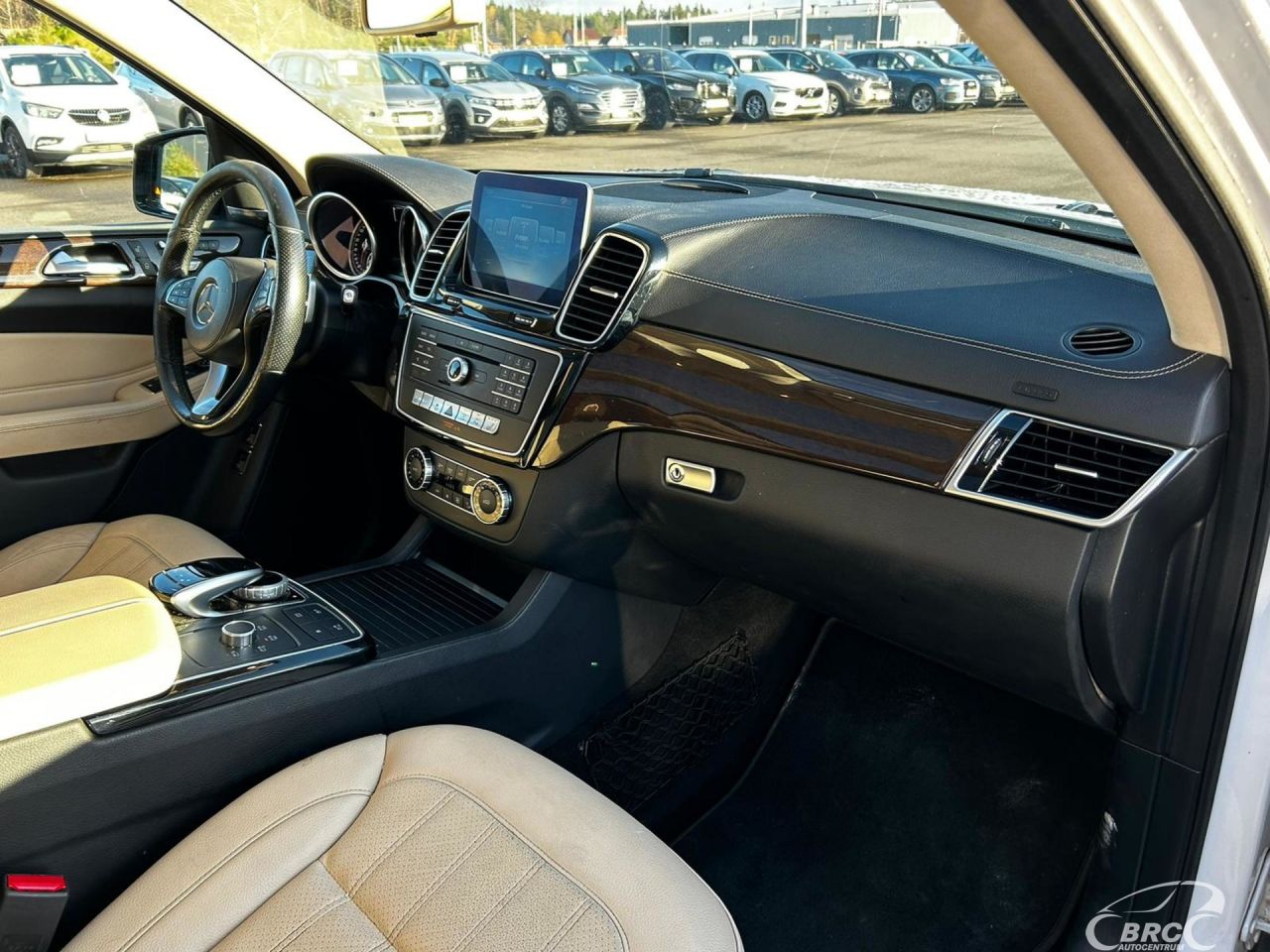 Mercedes-Benz GLS450 | 10