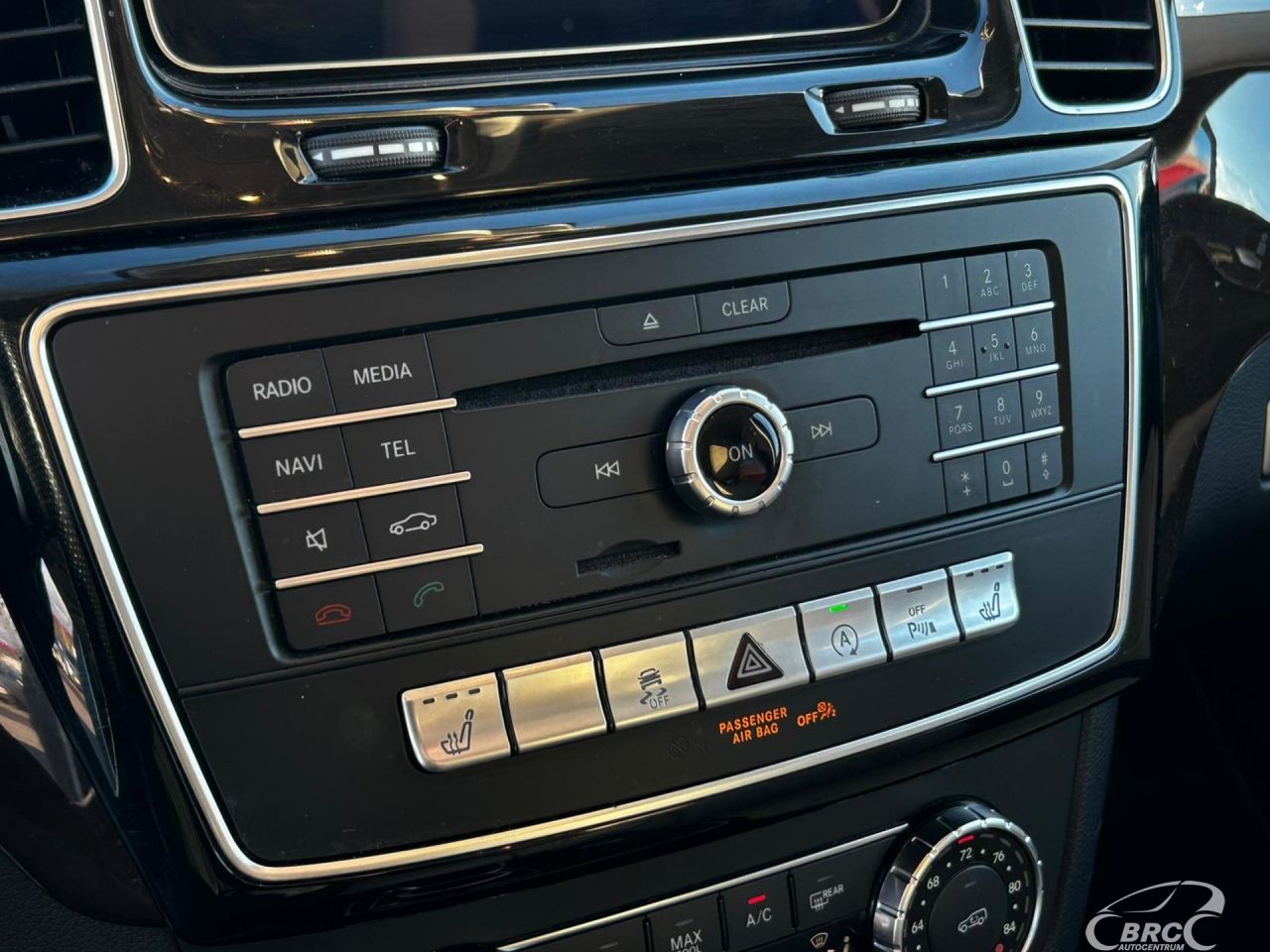 Mercedes-Benz GLS450 | 25