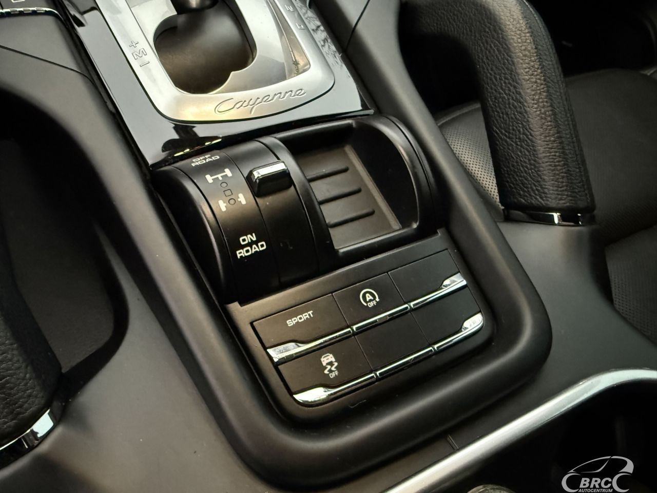 Porsche Cayenne | 24