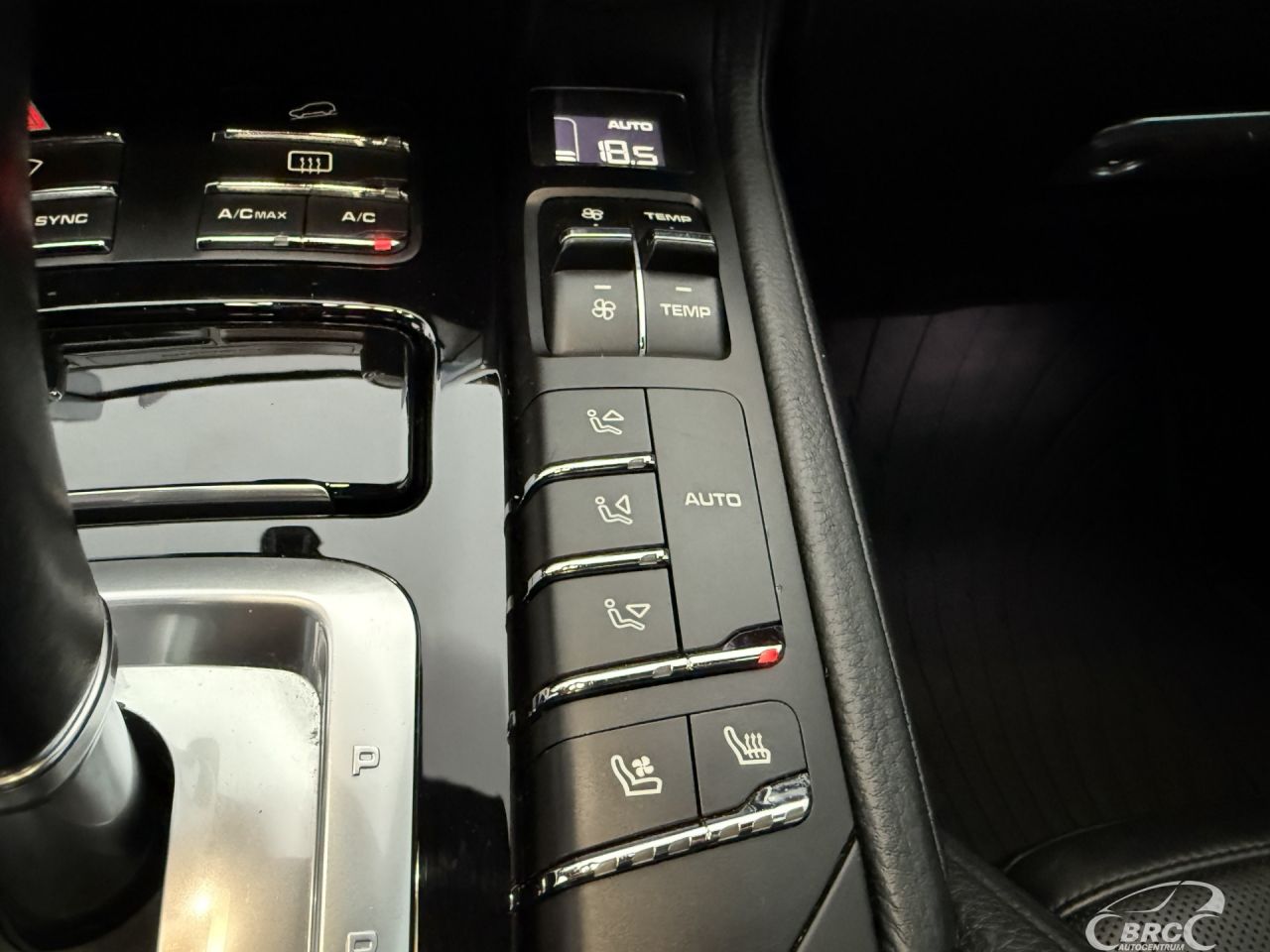 Porsche Cayenne | 23