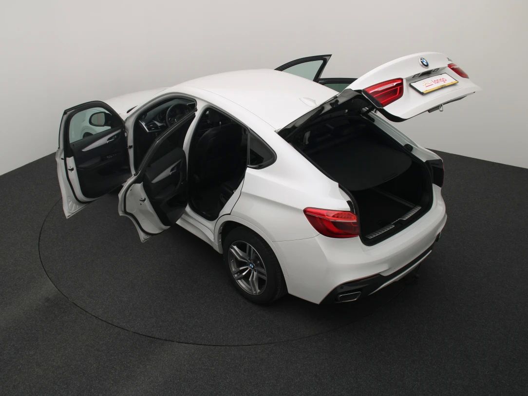 BMW X6 | 11
