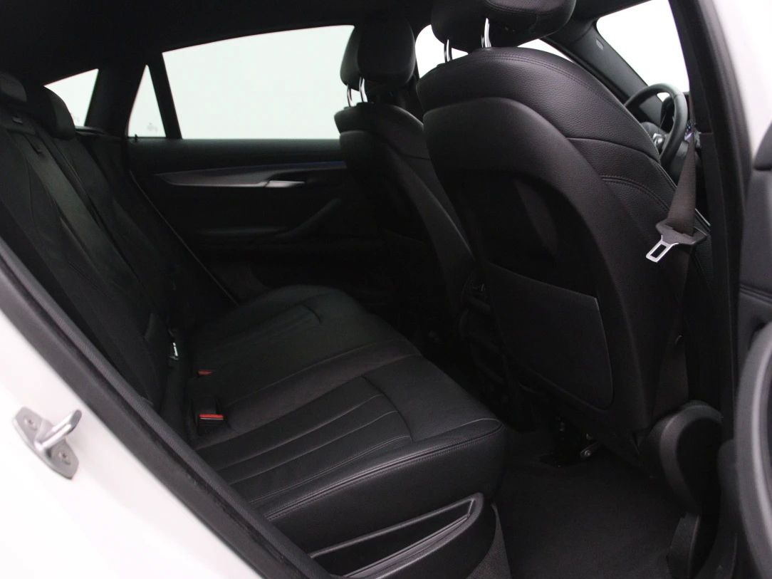 BMW X6 | 13