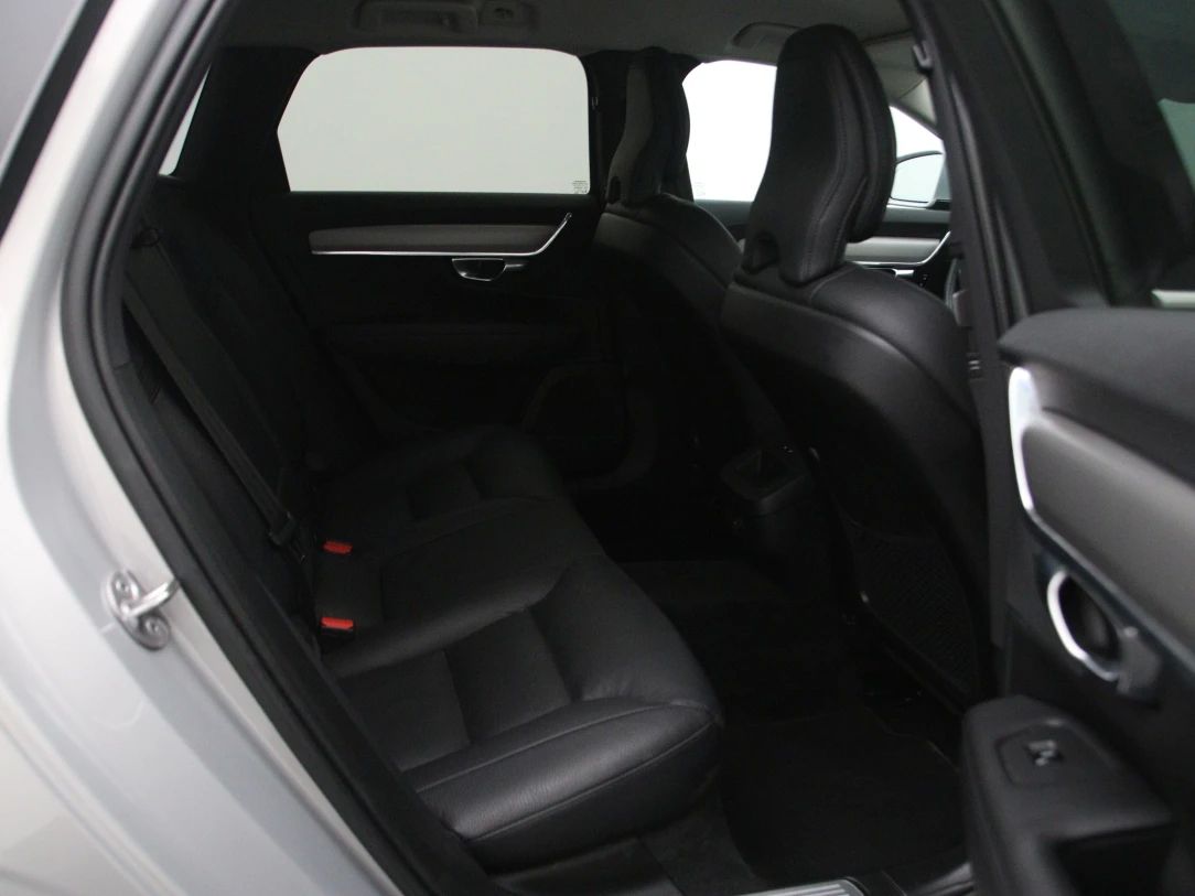 Volvo V90 | 14