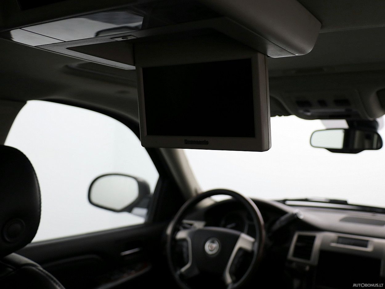 Cadillac Escalade | 9