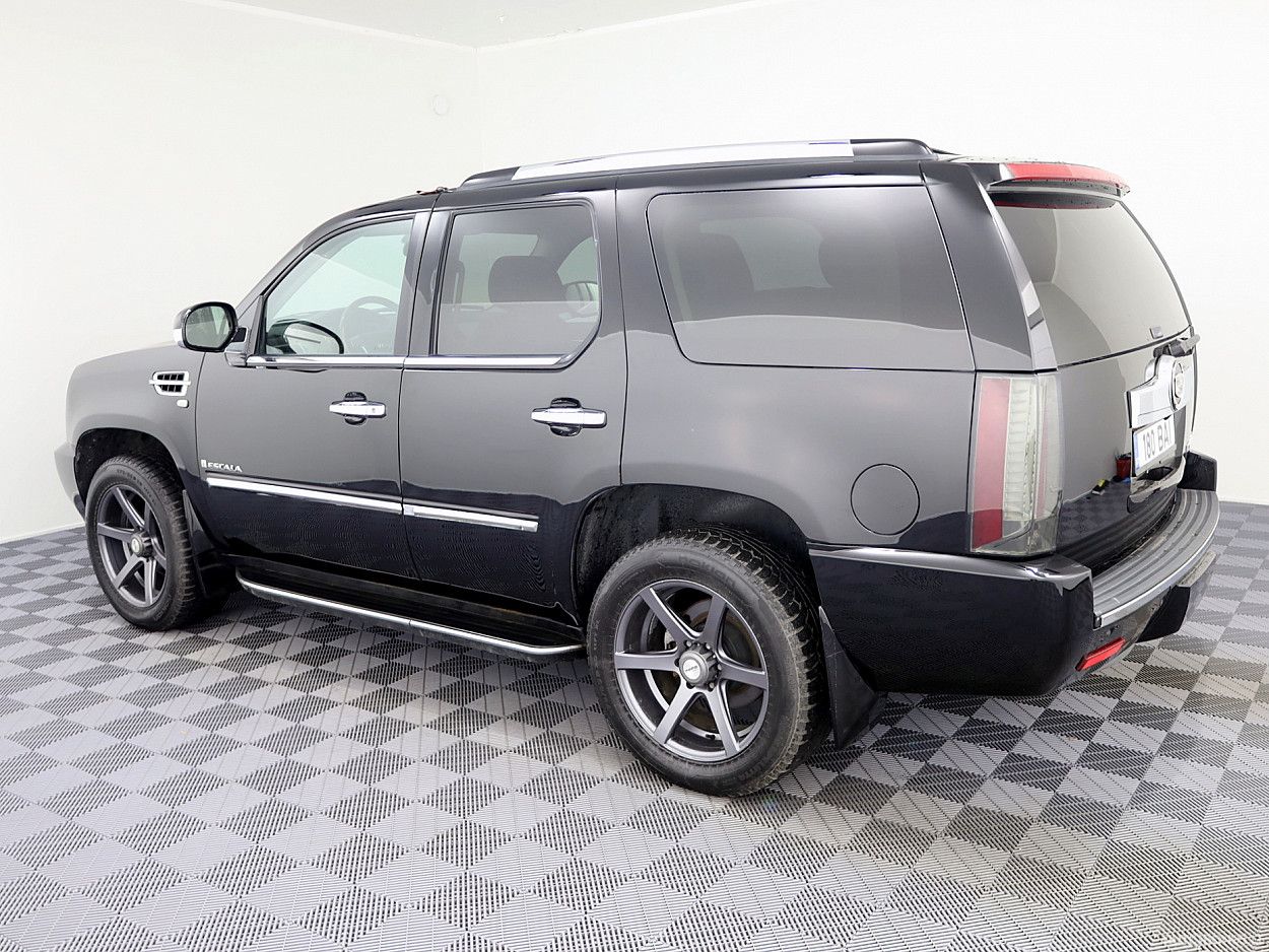 Cadillac Escalade | 3