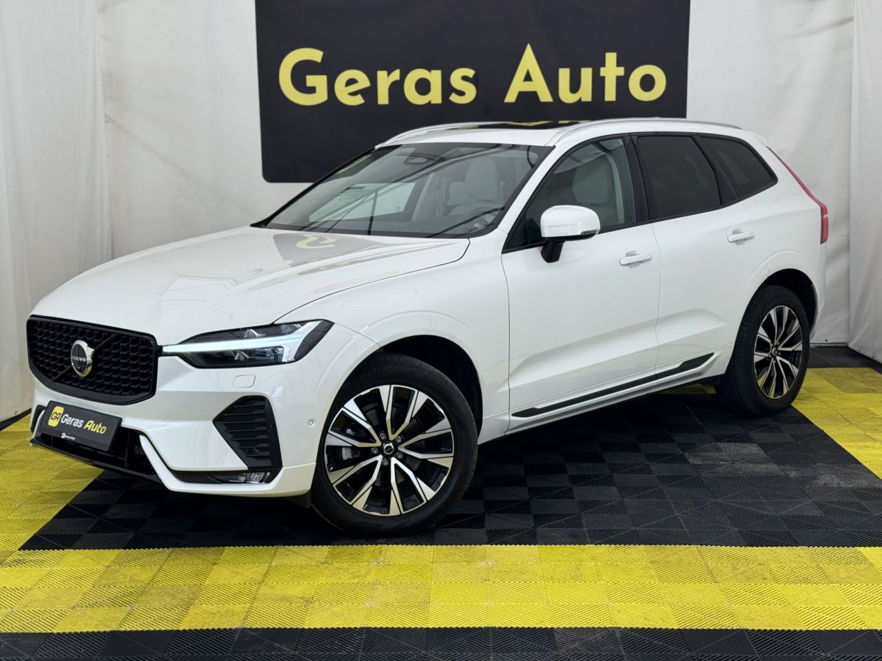 Volvo XC60, visureigis