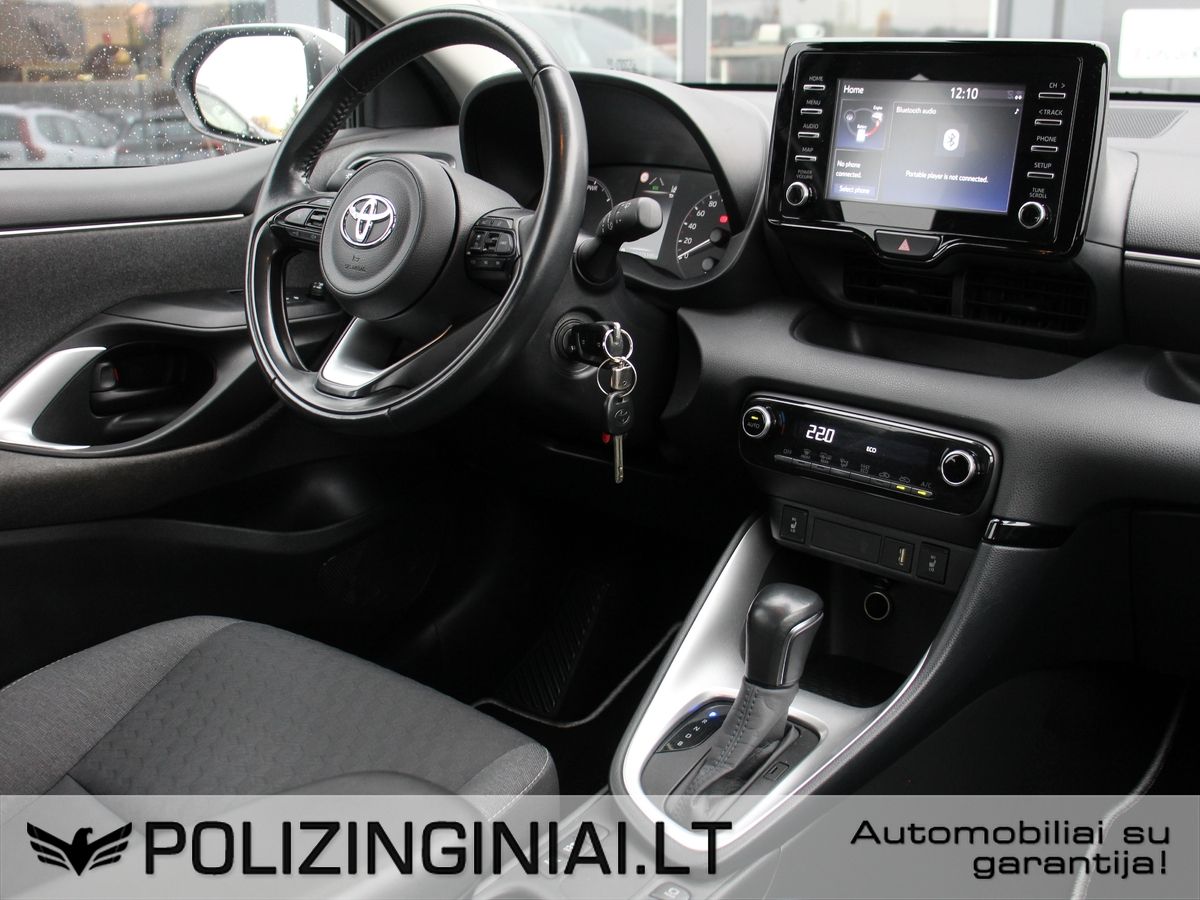 Toyota Yaris | 7