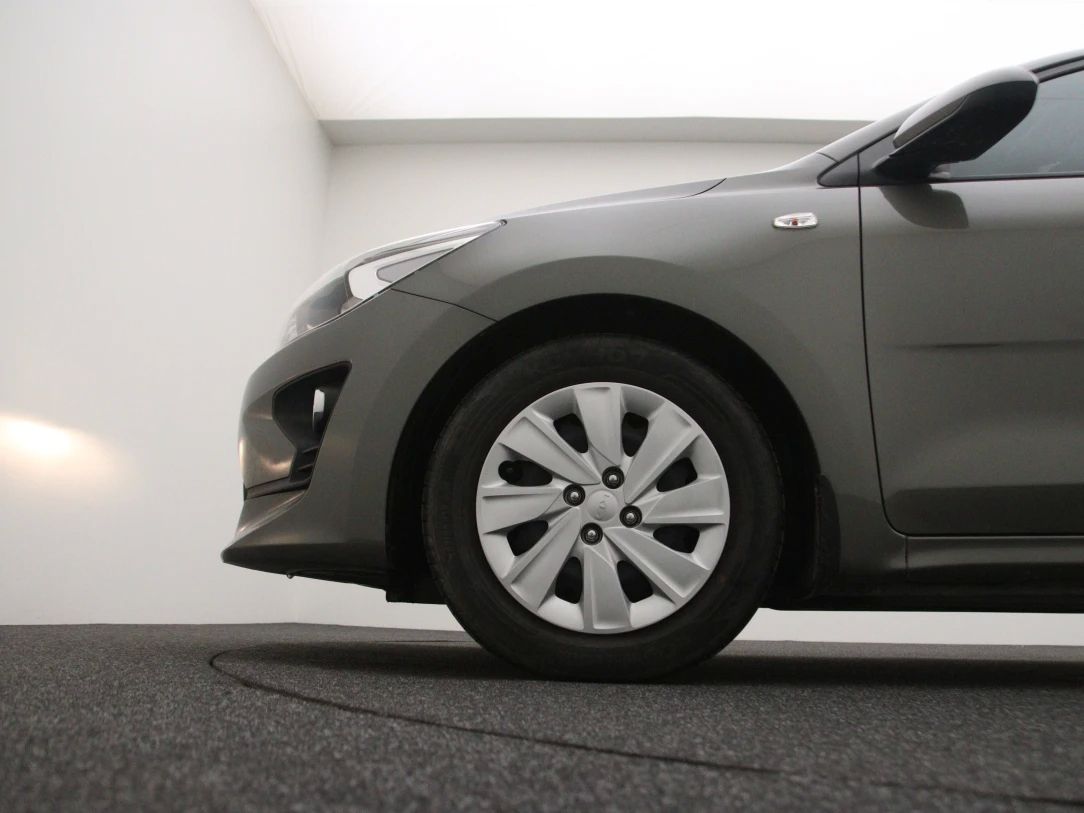 Kia Rio | 24