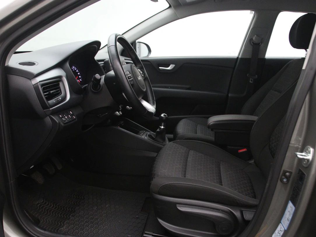 Kia Rio | 3