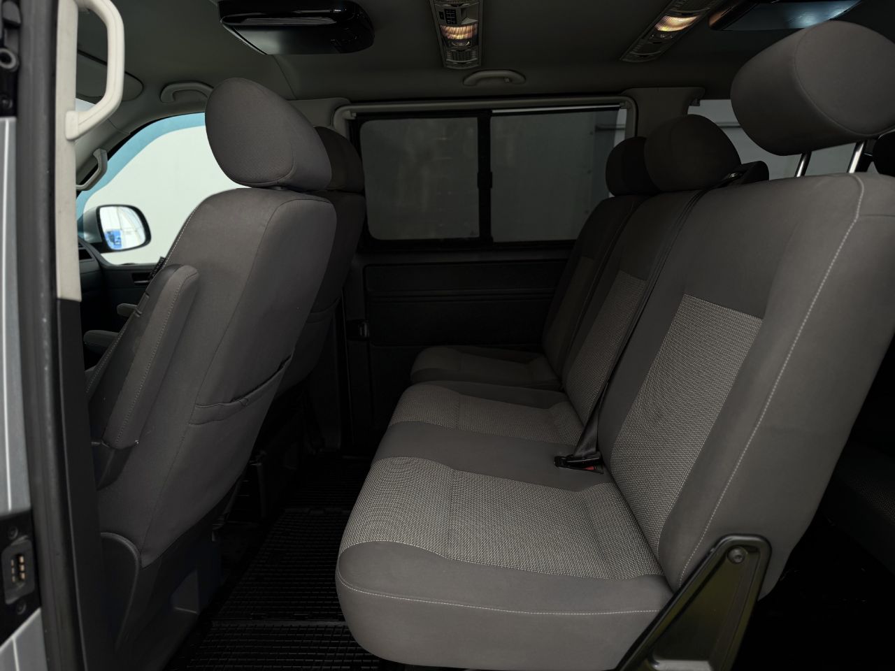 Volkswagen Caravelle | 10