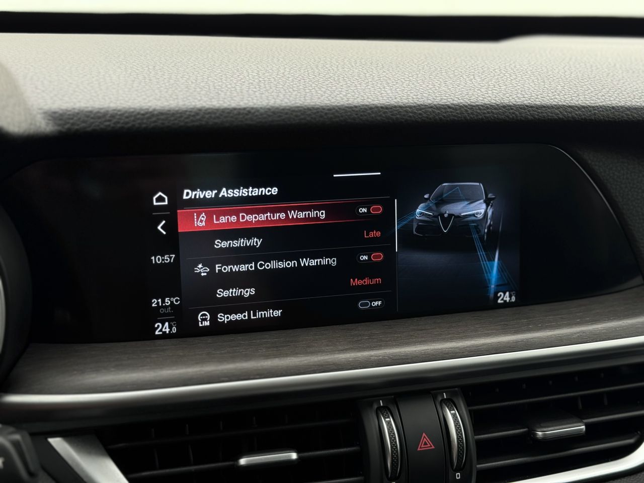 Alfa Romeo Stelvio | 23