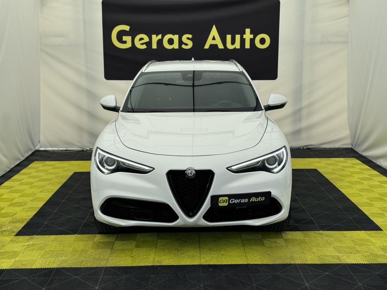 Alfa Romeo Stelvio | 6