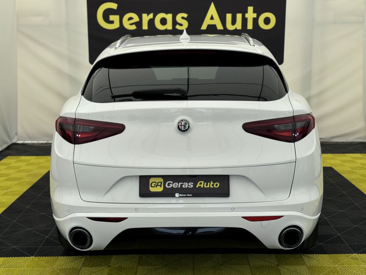 Alfa Romeo Stelvio | 4