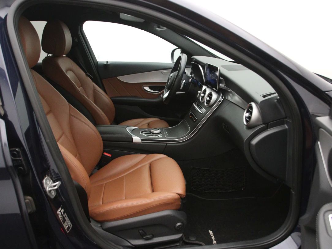 Mercedes-Benz C300 | 13