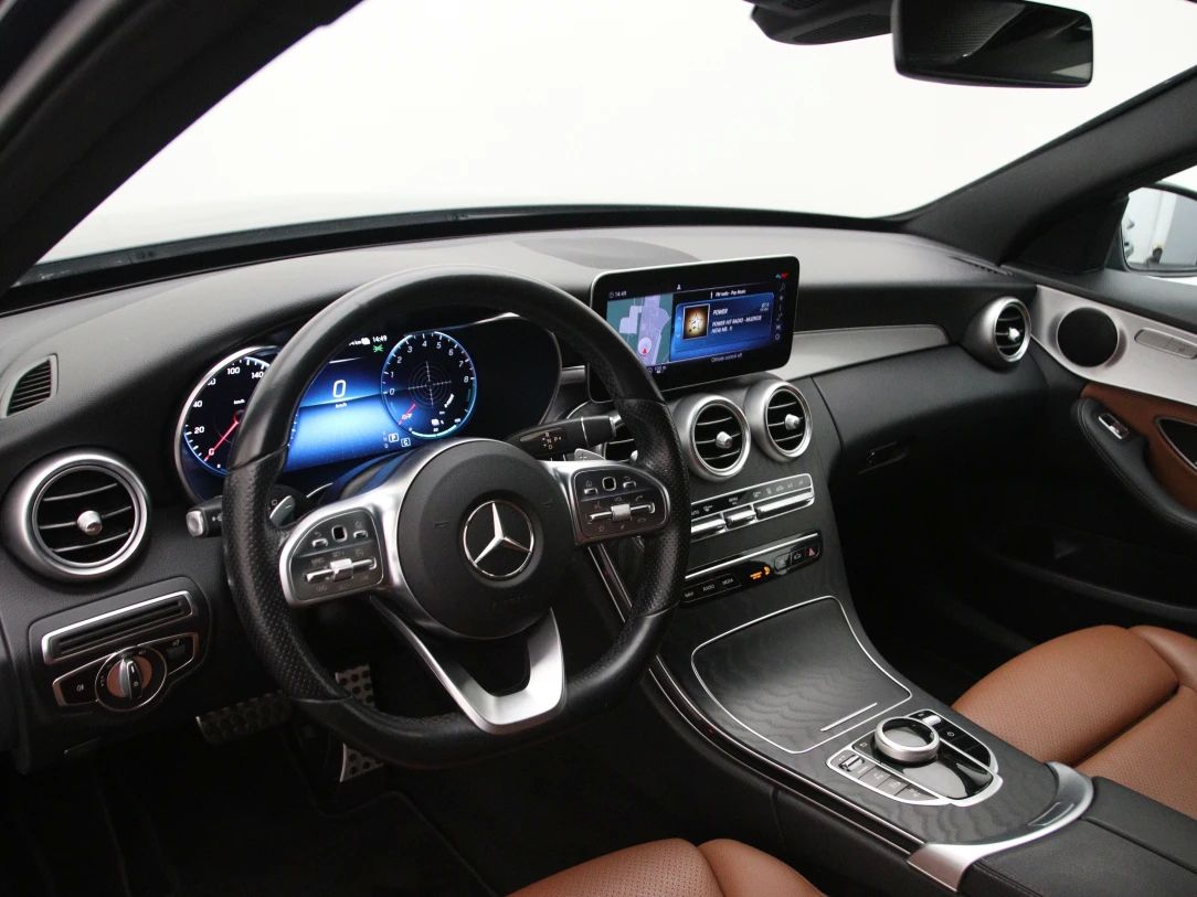 Mercedes-Benz C300 | 15