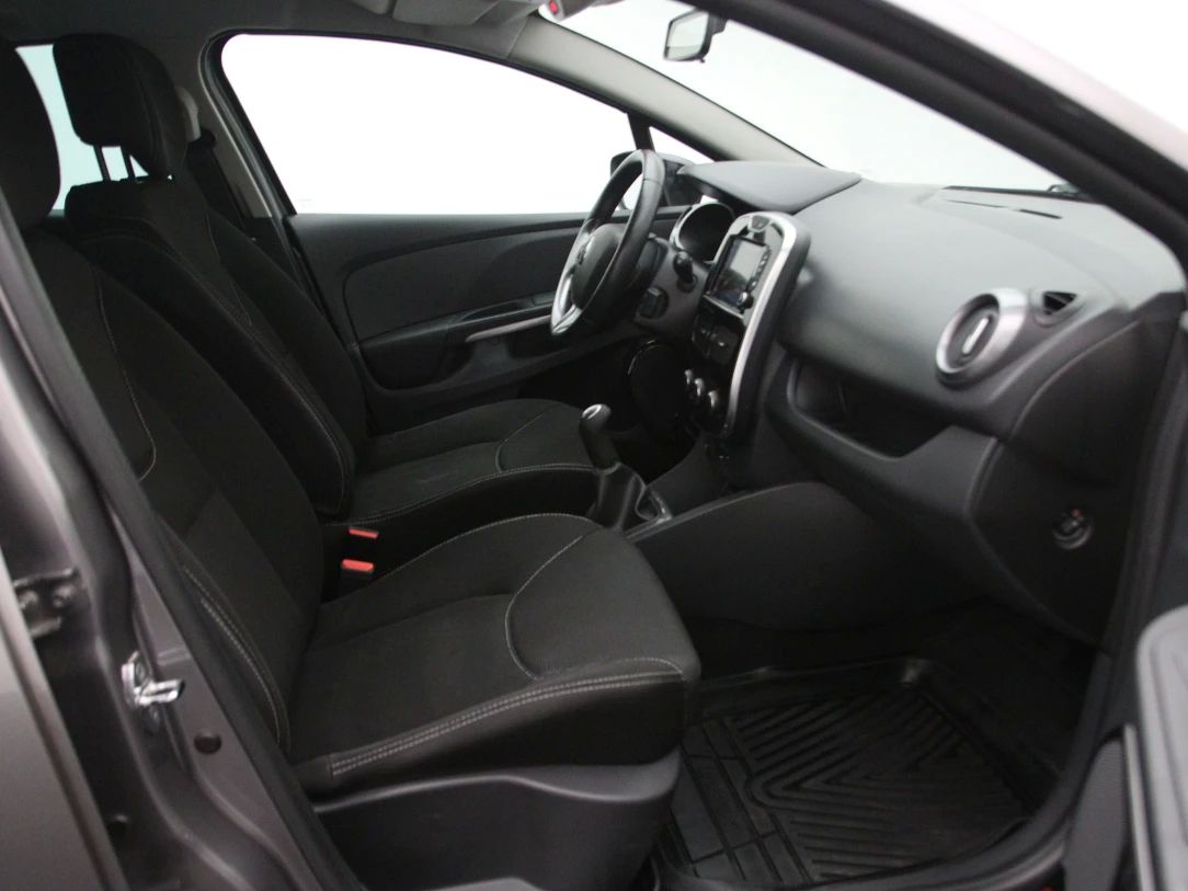 Renault Clio | 11
