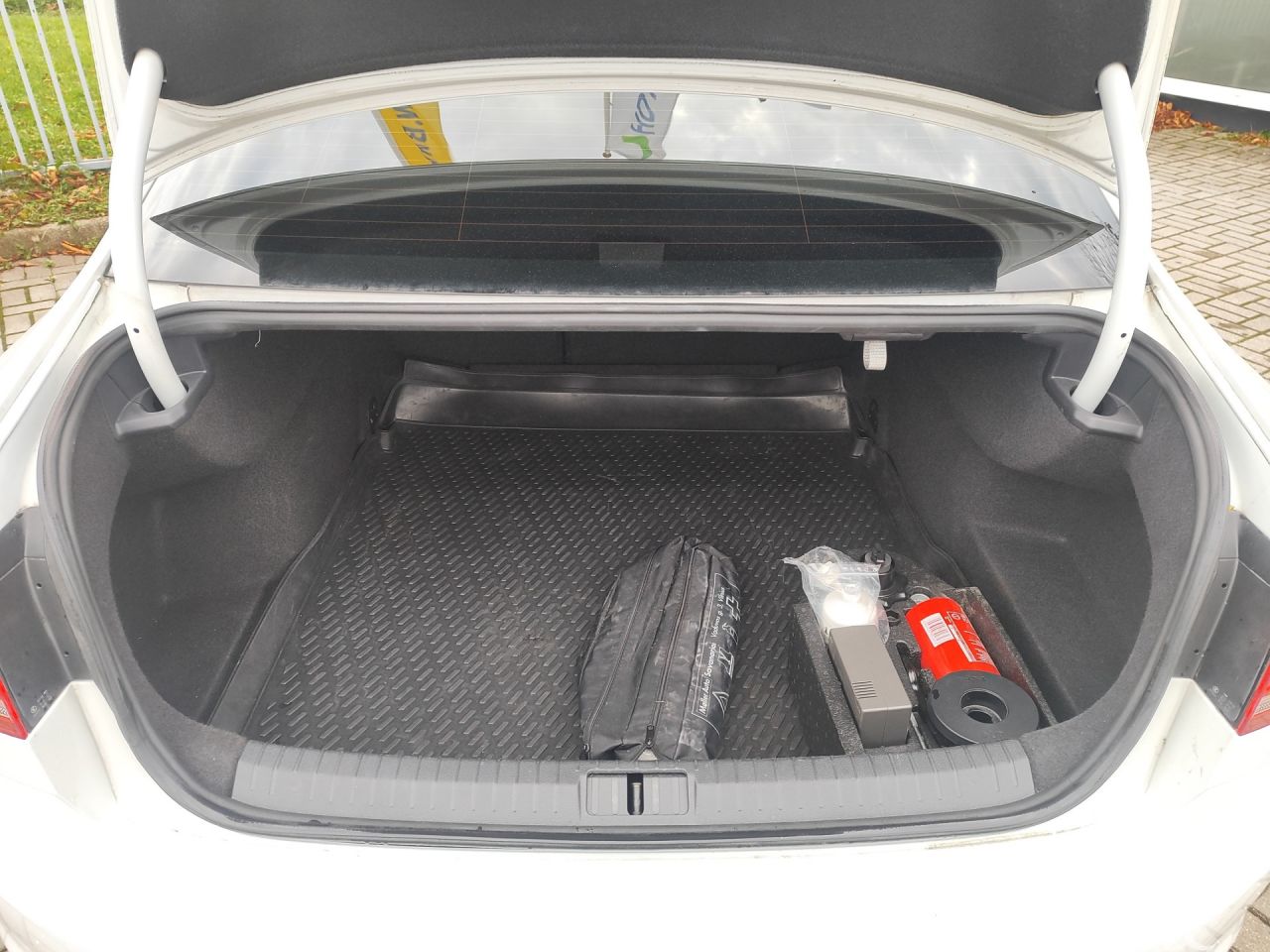 Volkswagen Passat | 11