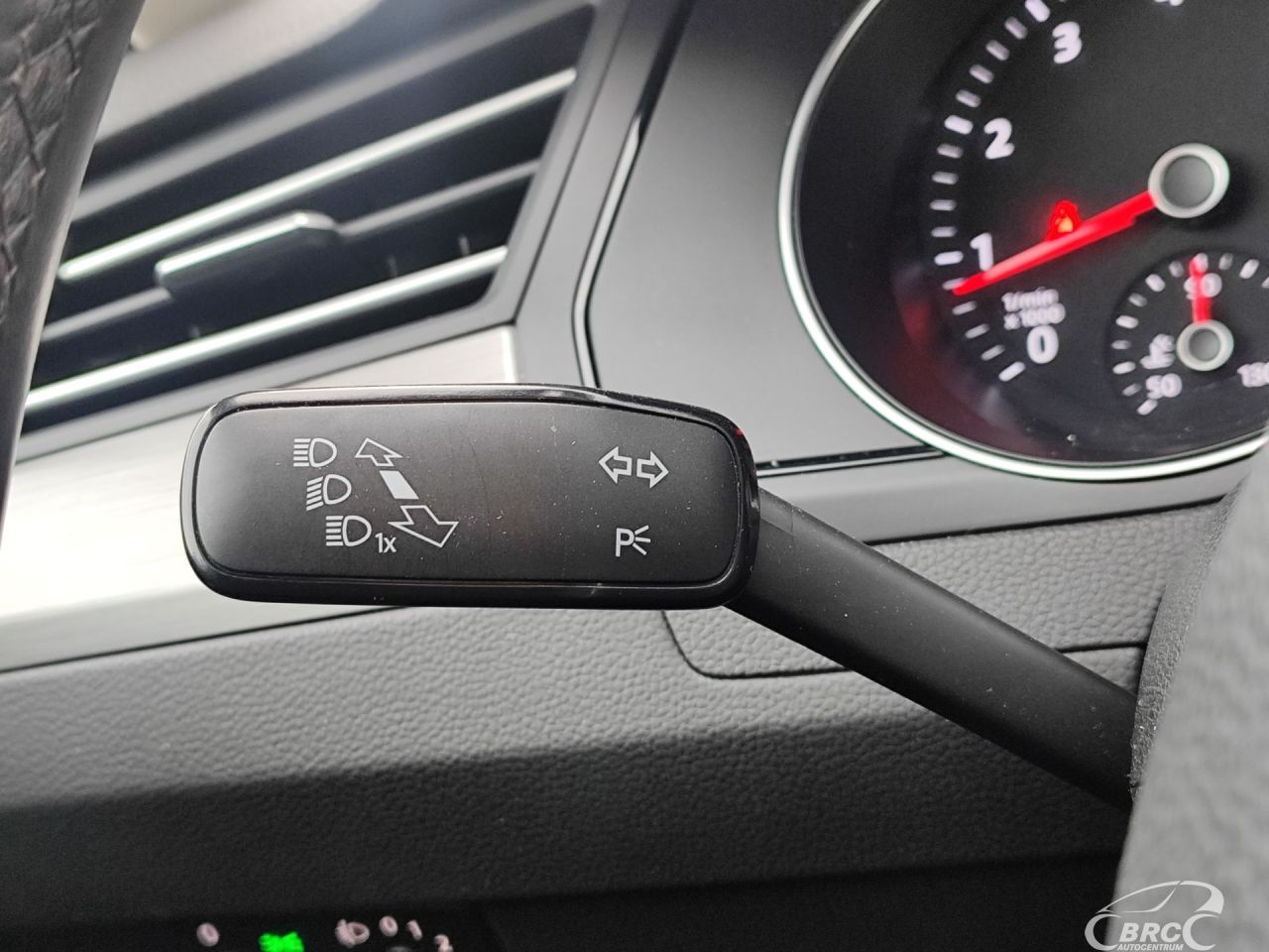 Volkswagen Passat | 24