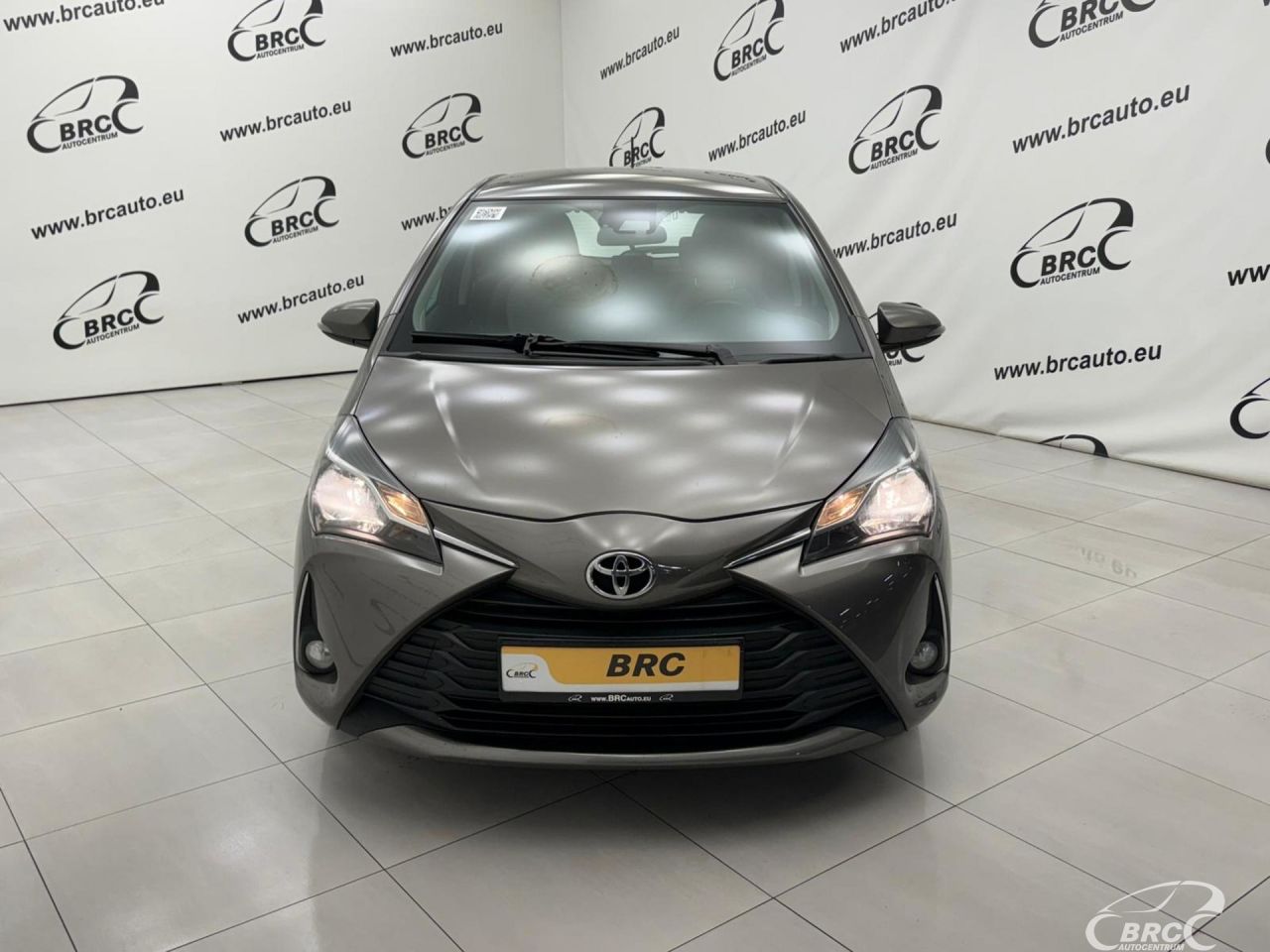 Toyota Yaris | 21