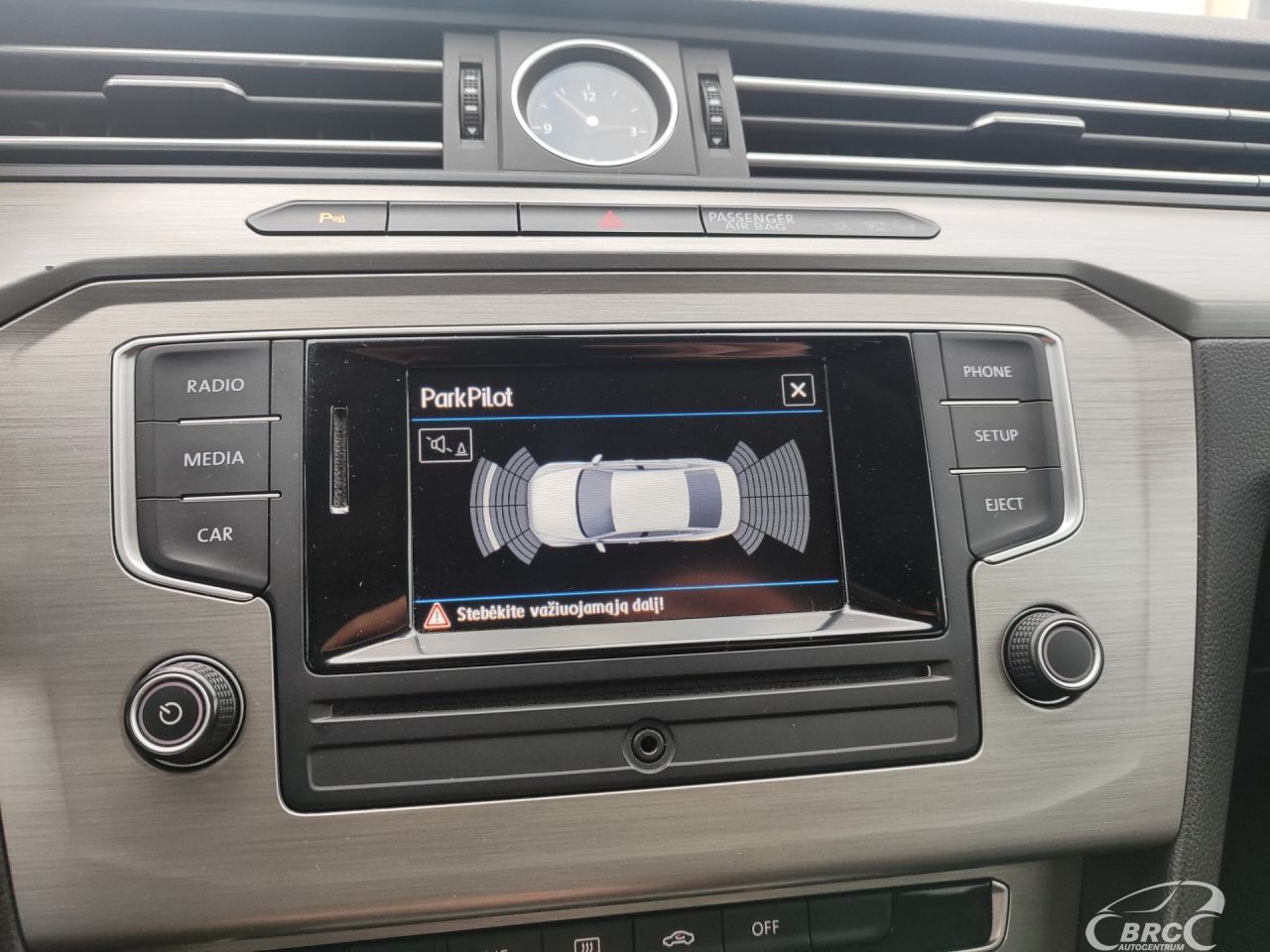 Volkswagen Passat | 27