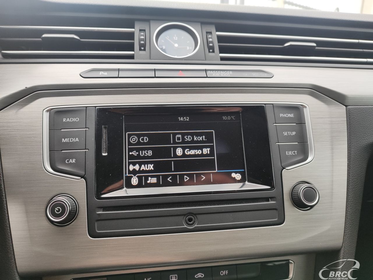 Volkswagen Passat | 28