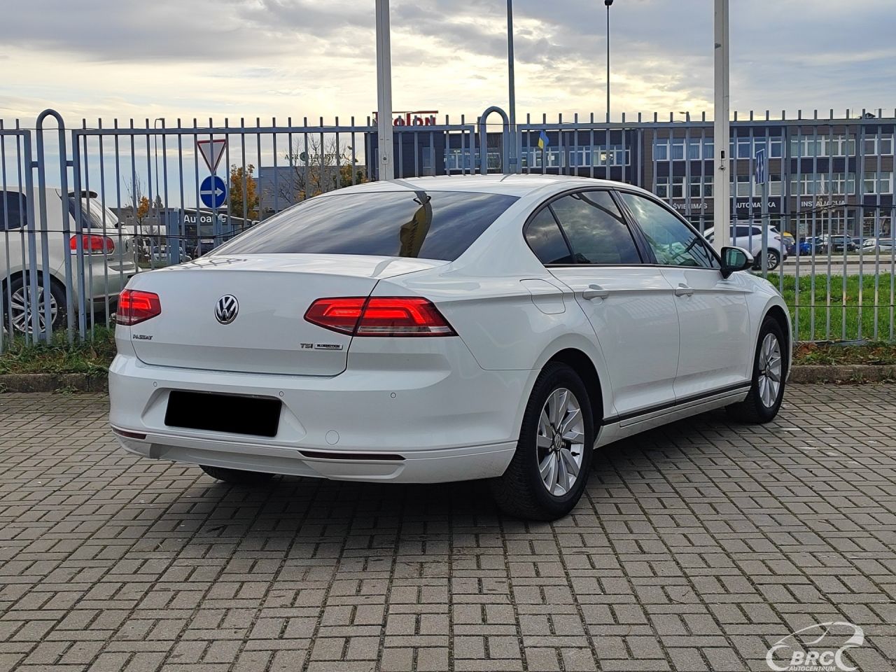 Volkswagen Passat | 1