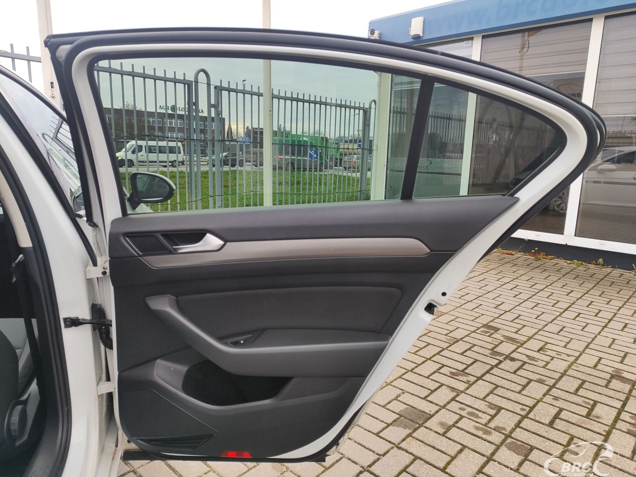 Volkswagen Passat | 8