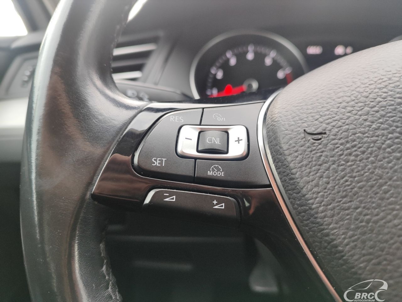 Volkswagen Passat | 19