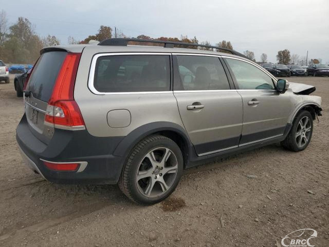 Volvo XC70 | 105