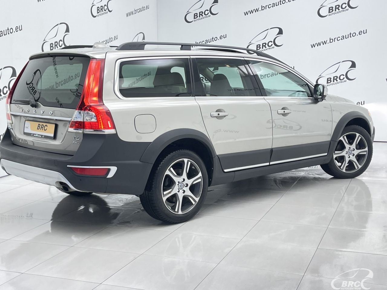 Volvo XC70 | 2