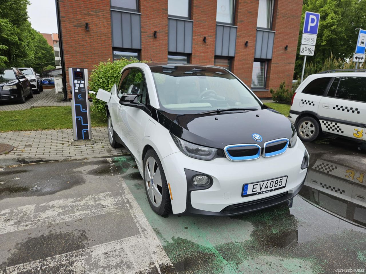 BMW i3 | 10