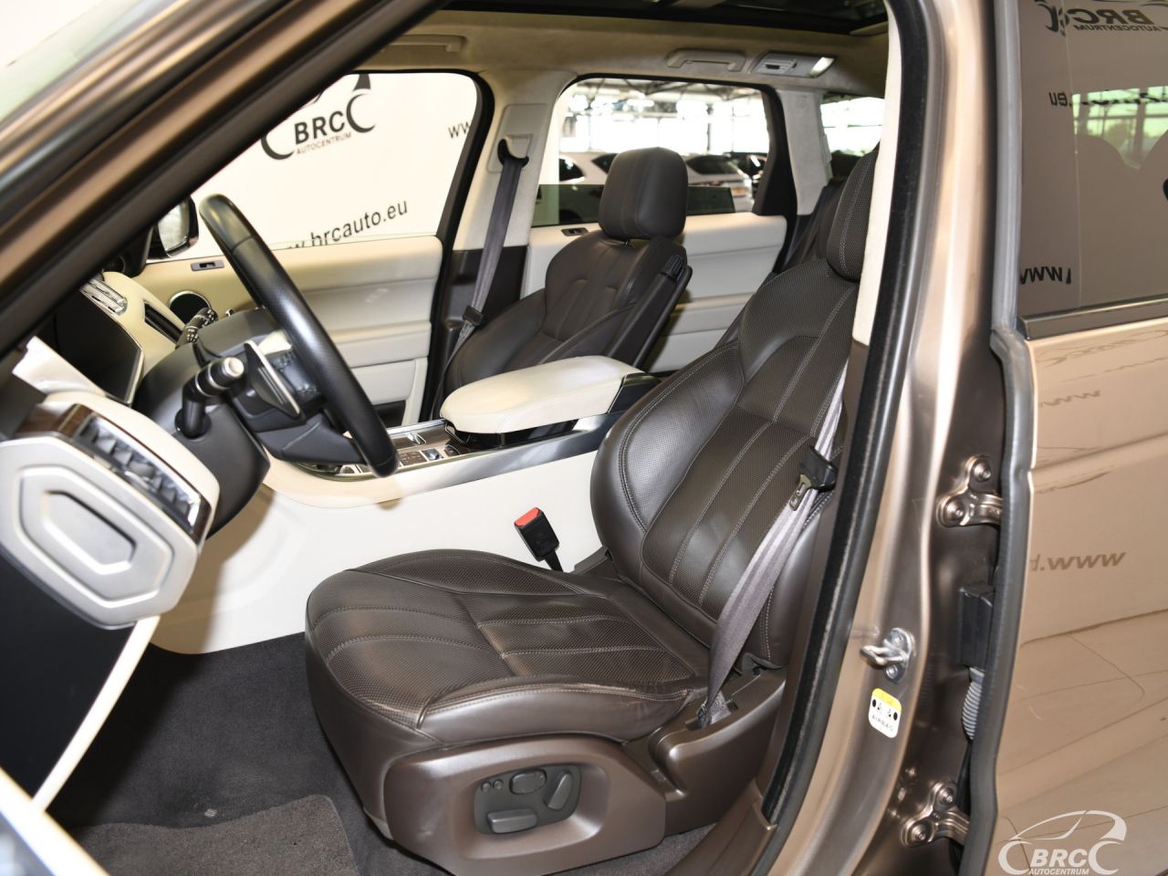 Land Rover Range Rover | 24