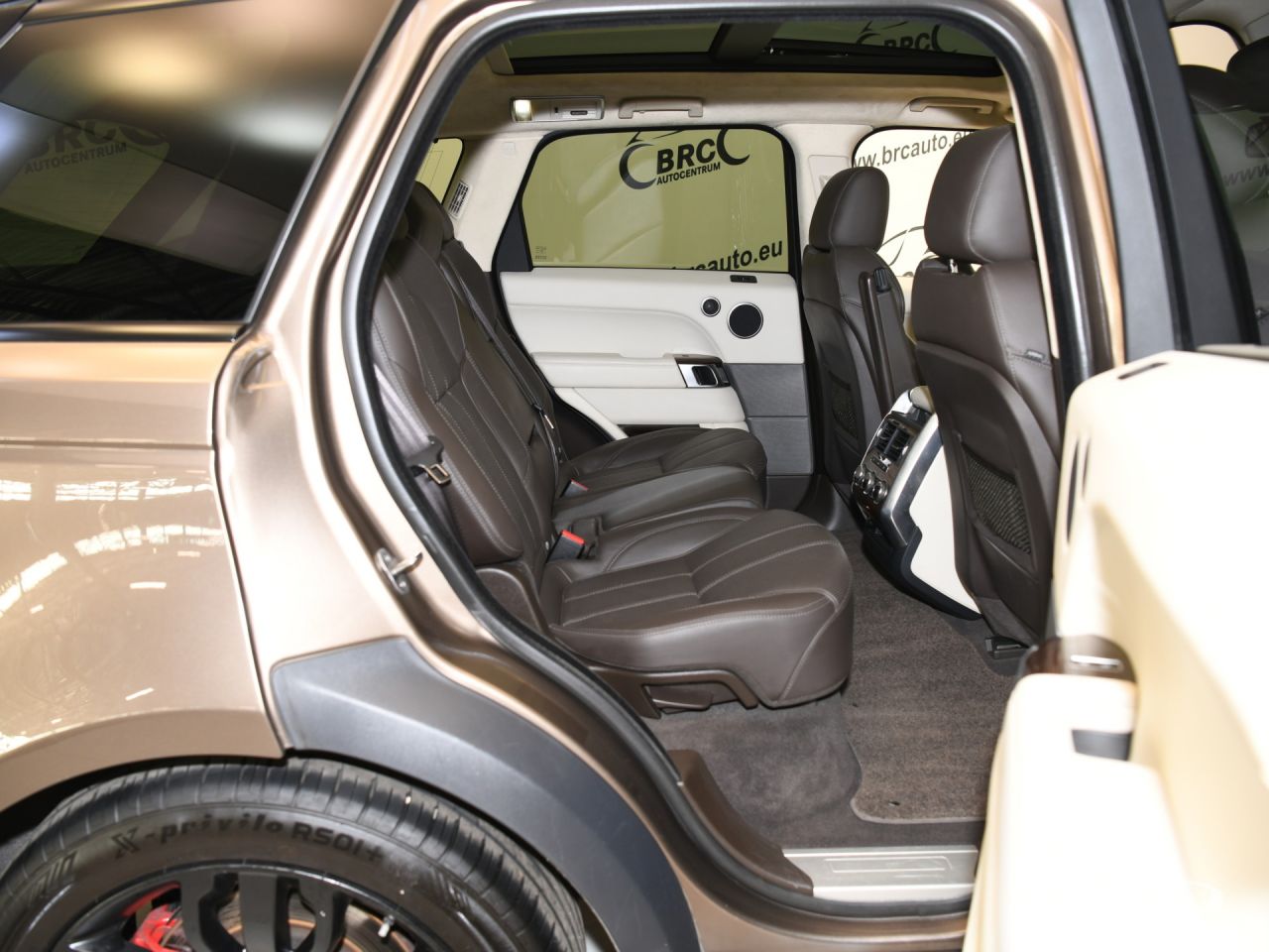 Land Rover Range Rover | 10