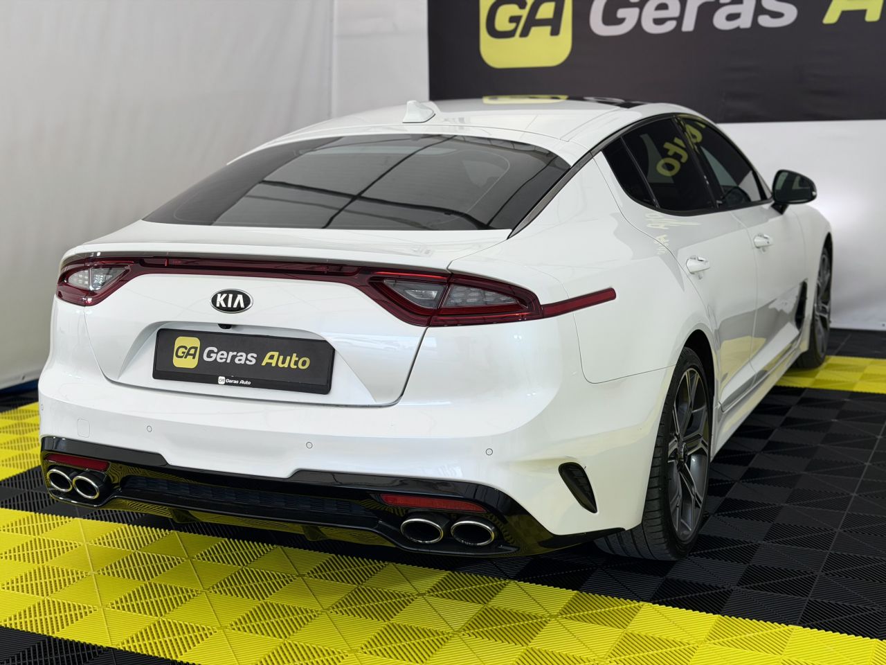 Kia Stinger | 3